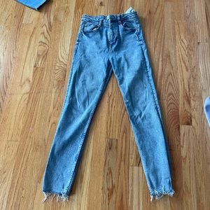Zara light wash skinny jeans